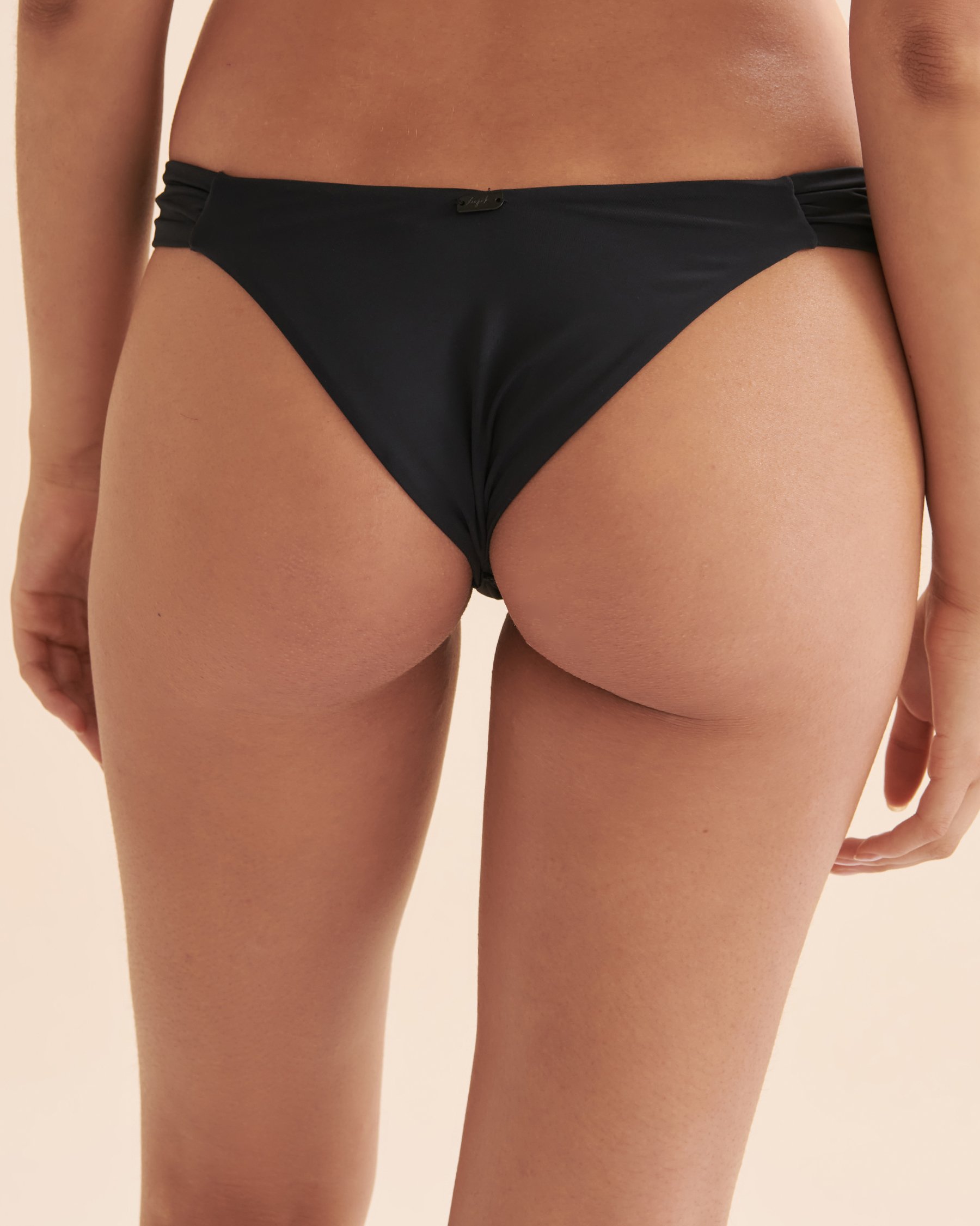 TROPIK Solid Thong Bikini Bottom Black 01300278 - View2