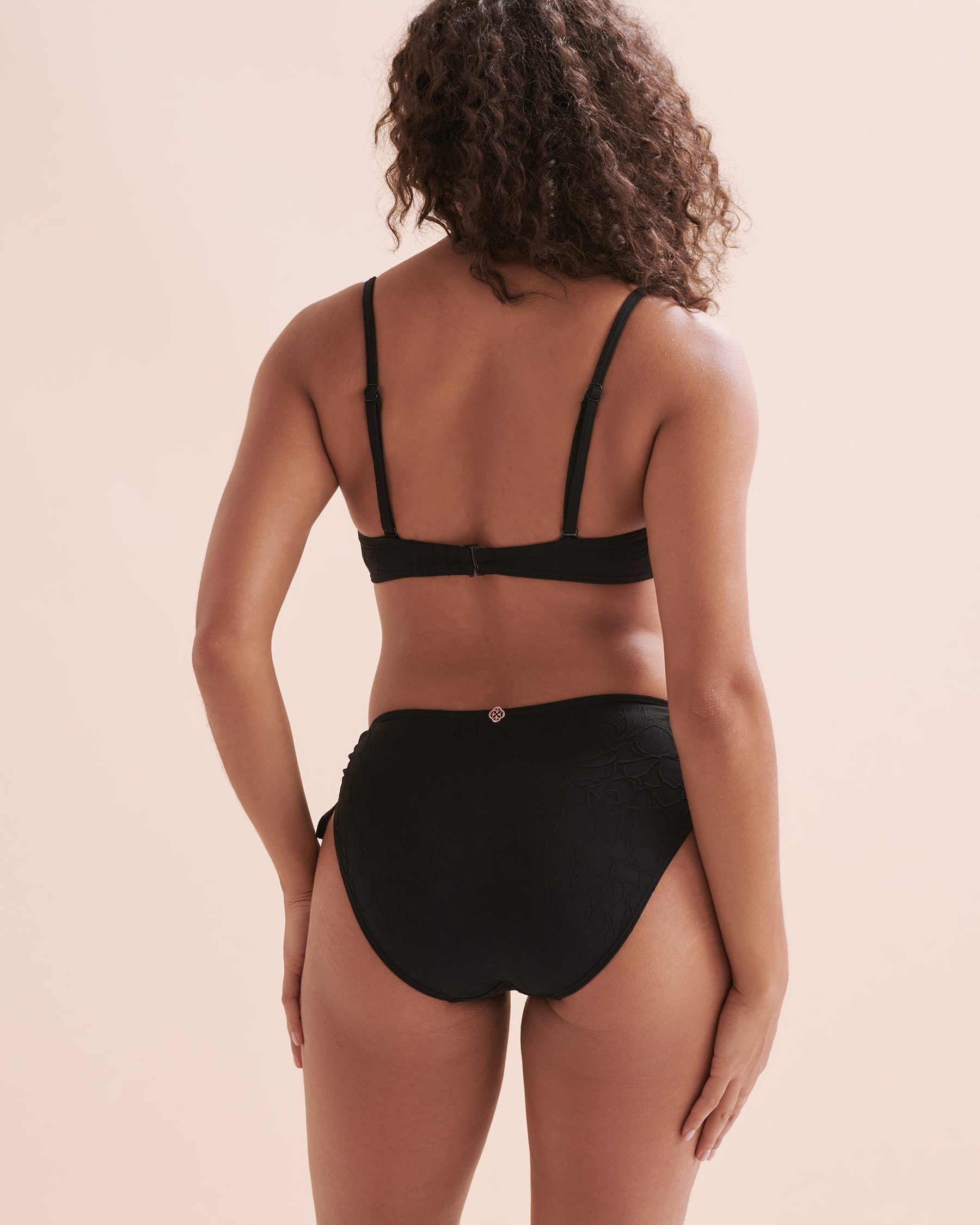 TURQUOISE COUTURE Floral Mist Textured Push-up Bikini Top Black 01100303 - View6