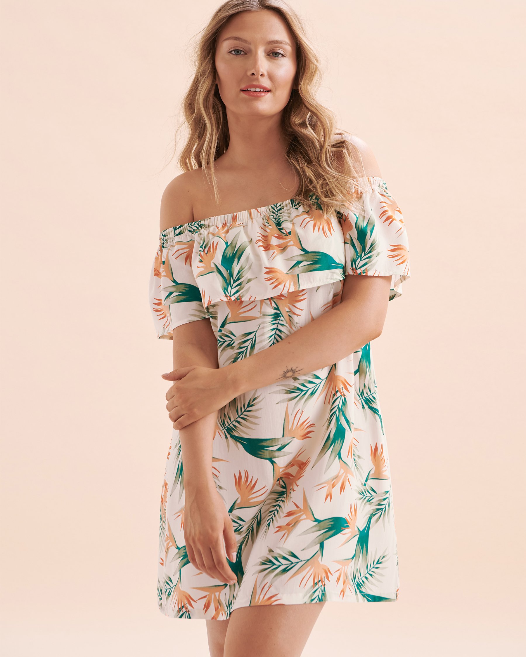 TURQUOISE COUTURE Robe courte tropicale à épaules dénudées Imprimé tropical 02300120 - Voir1
