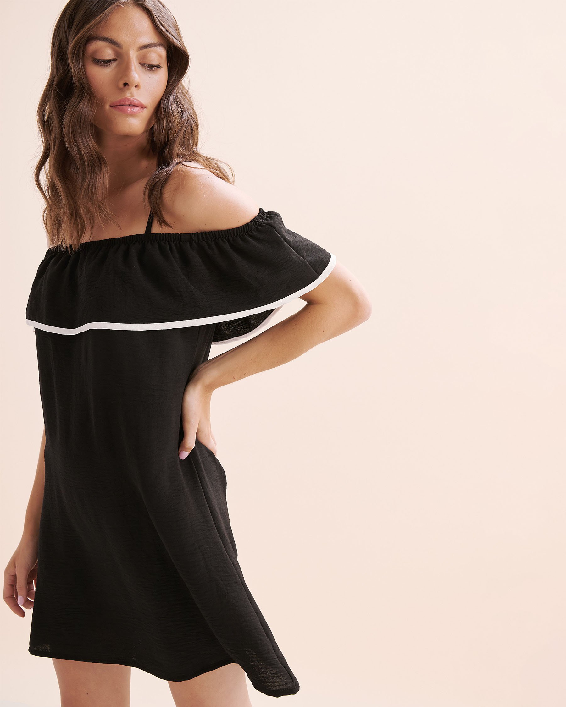 COVER ME Robe courte Melrose Flo Noir 26022576 - Voir4