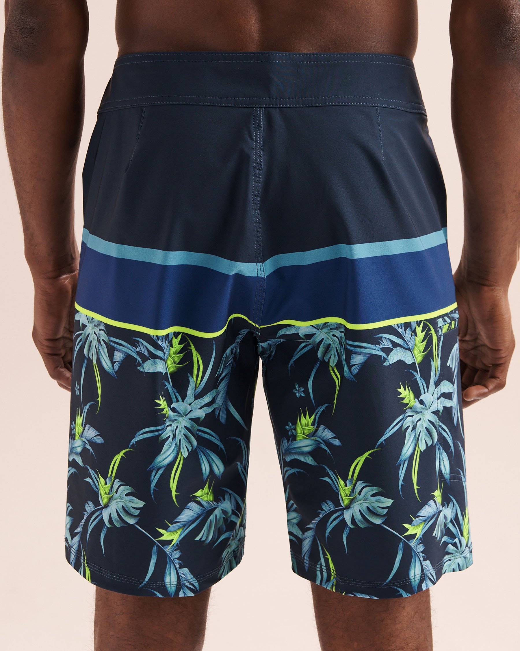 LUCKY ALOHA Silhouette A Boardshort Swimsuit Black CAL-D04-083C - View2