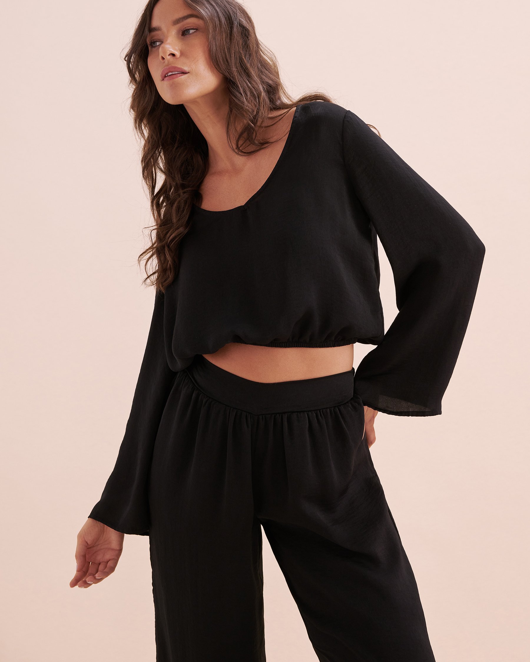 SANTEMARE Satin Crop Top Black 02100030 - View5