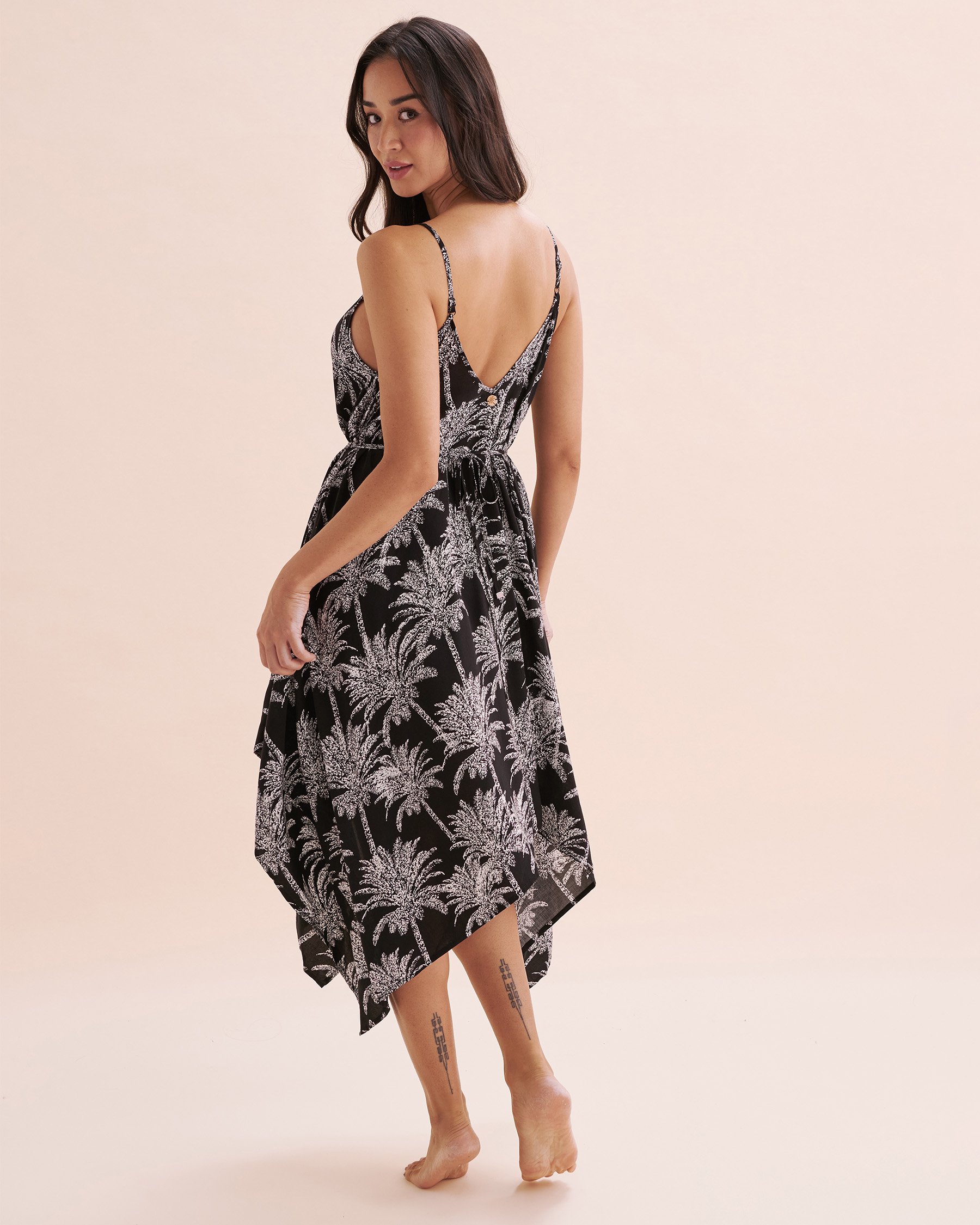 OFF THE BEACH Robe longue sans manches palmiers Imprimé palmiers noirs 02300148 - View5