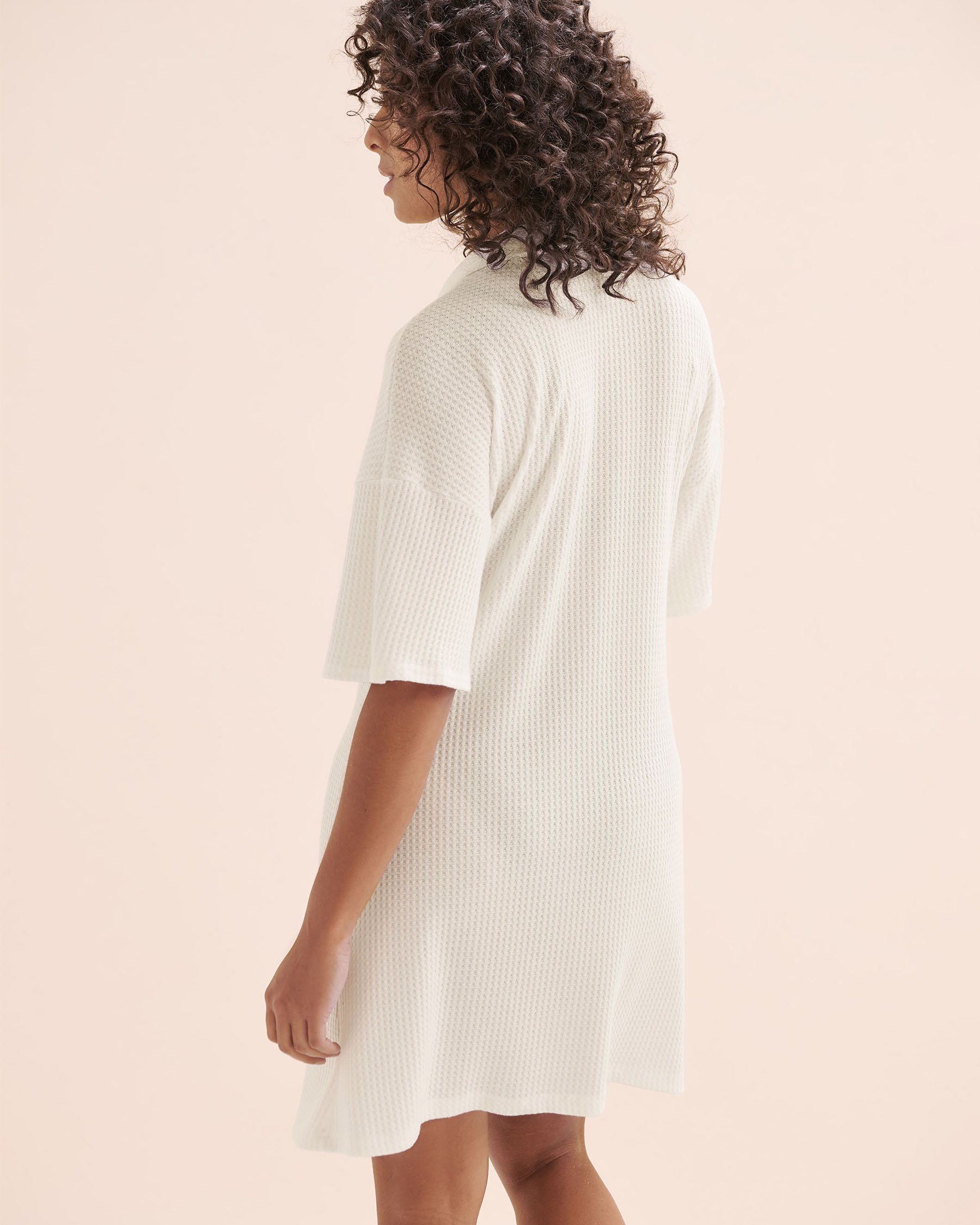 COVER ME Waffle Shirt White 25020766 - View3