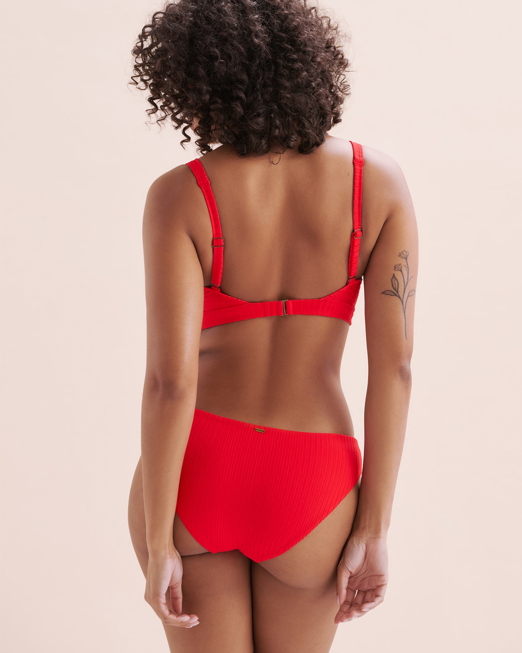 RIP CURL Haut de bikini bralette bonnet D/DD Premium Surf Rouge Hibiscus 0ASWSW - View2