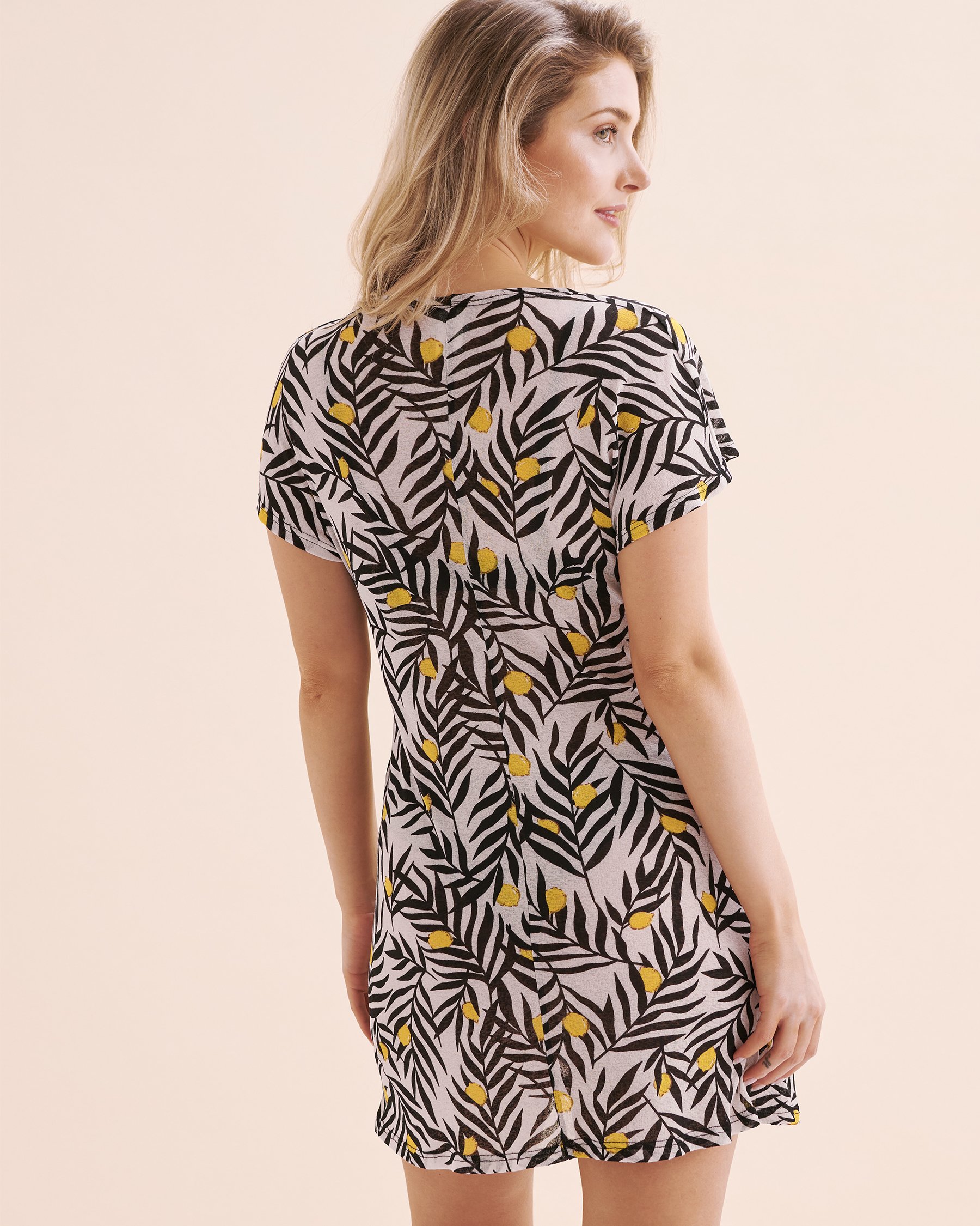 COVER ME Robe portefeuille courte Onion Skin Beige 25021128 - View2