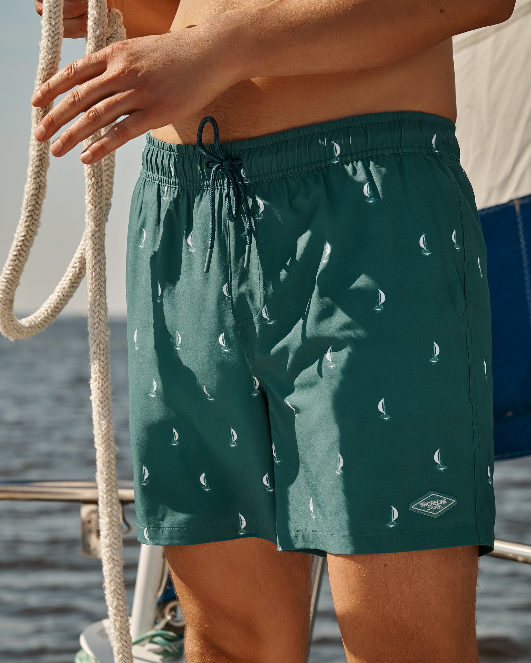 SHORELINE SEVEN Maillot volley avec doublure de compression Vert et blanc 03100067 - View1