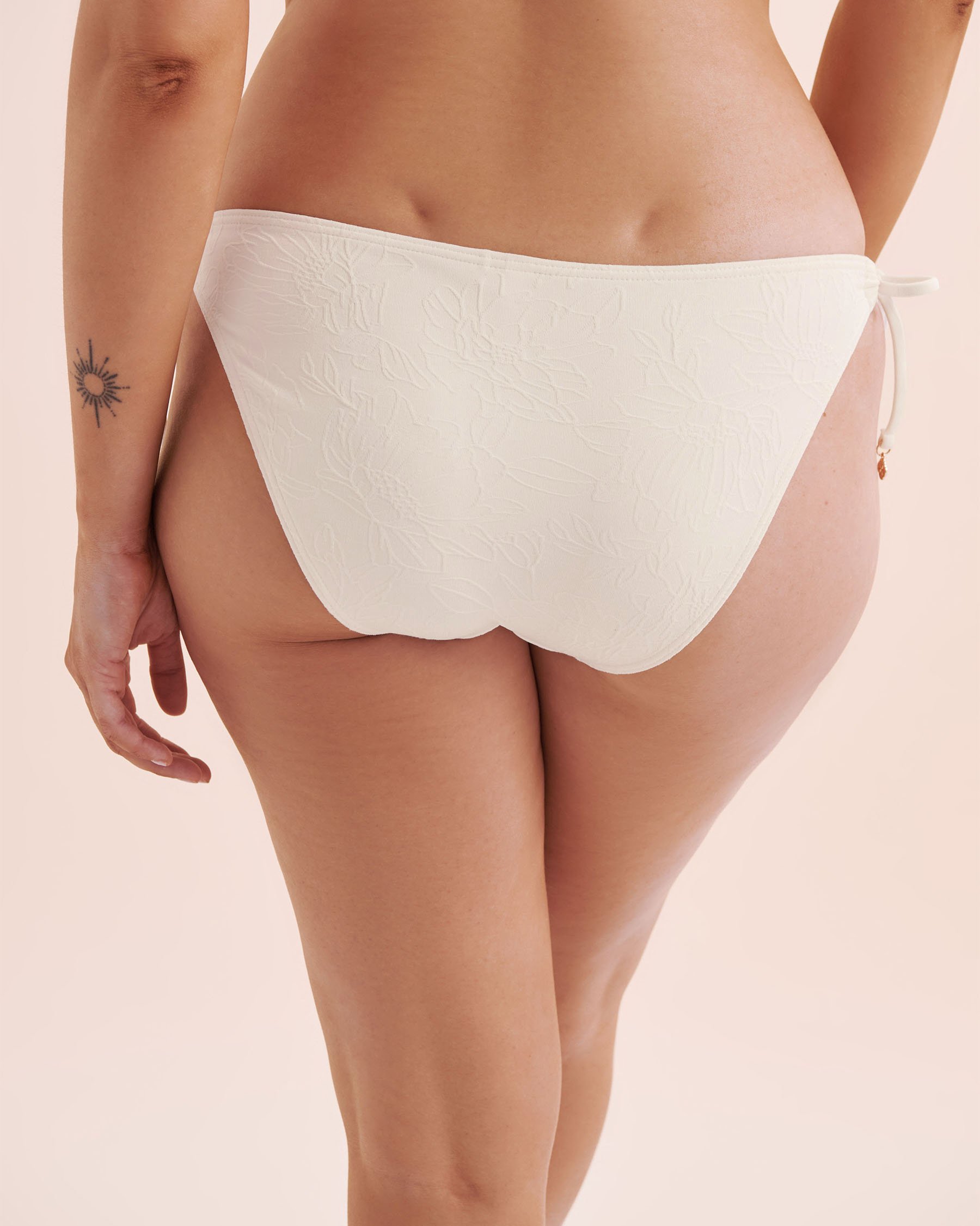 TURQUOISE COUTURE Bas de bikini taille basse texturé Blanc 01300506 - Voir5