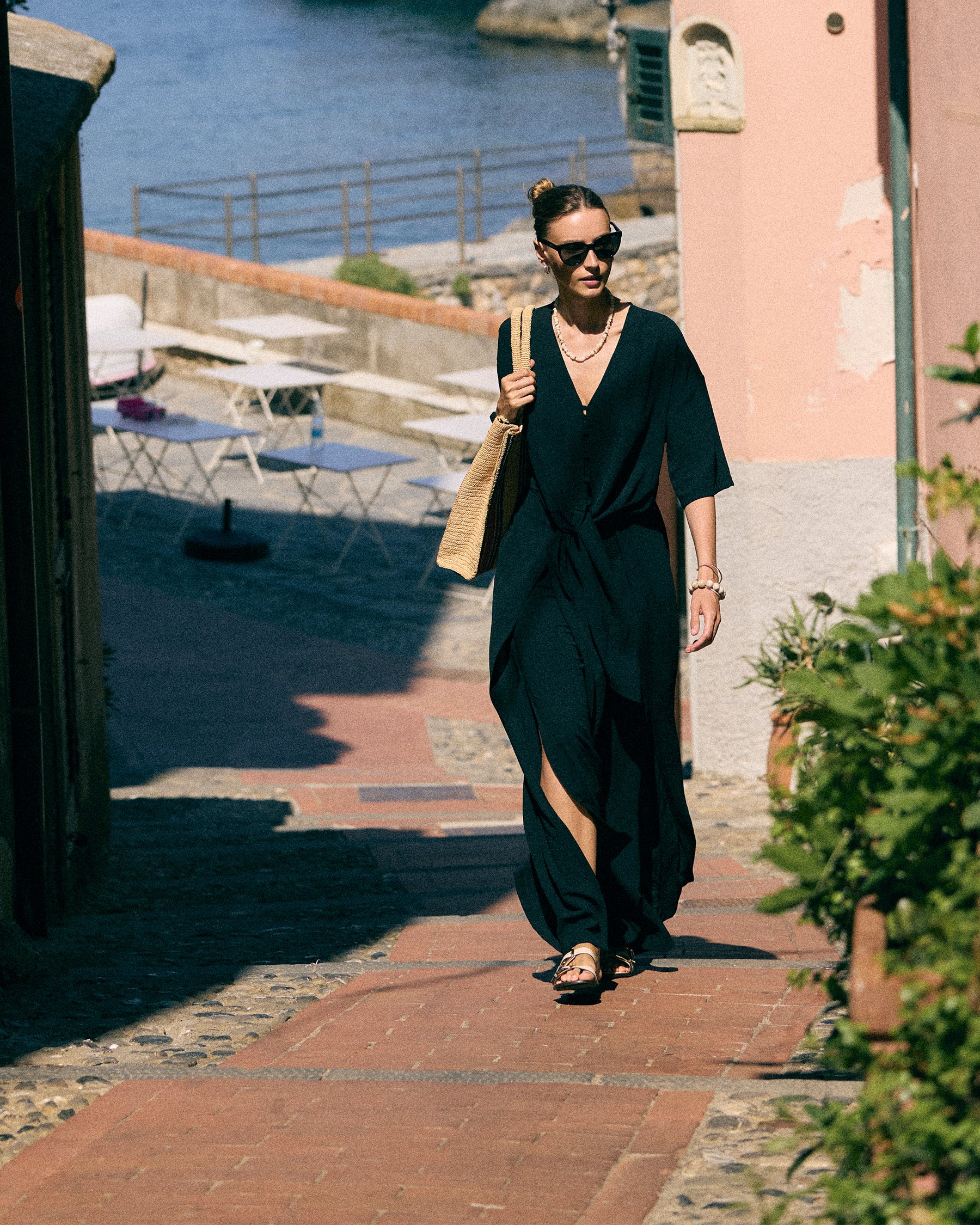 EVERYDAY SUNDAY COVER UP SHIRT SS FRONT TIE Black ESBEAW05868A - View3