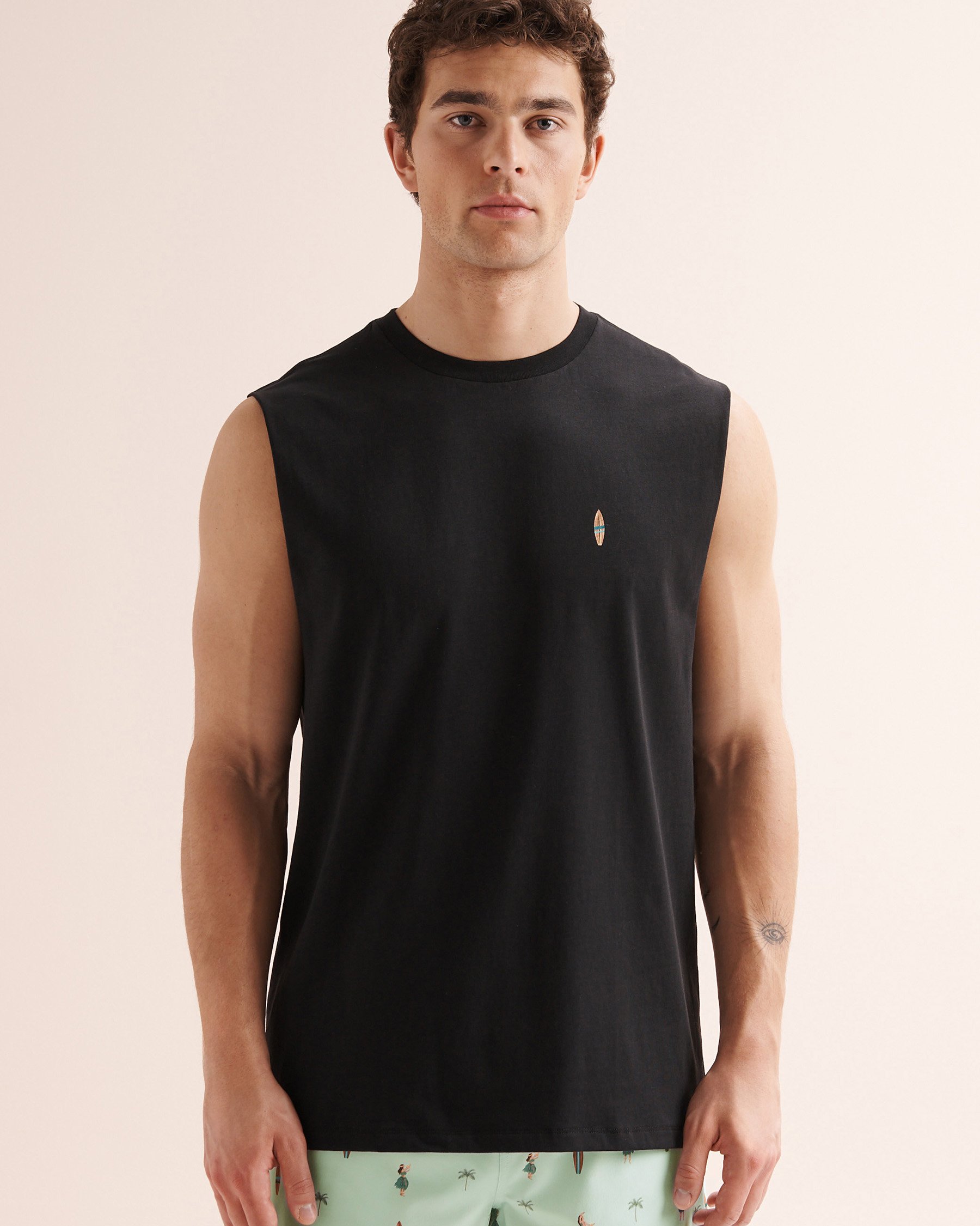 HAMABE Surfboard Crewneck Tank Top Black 04100065 - View8