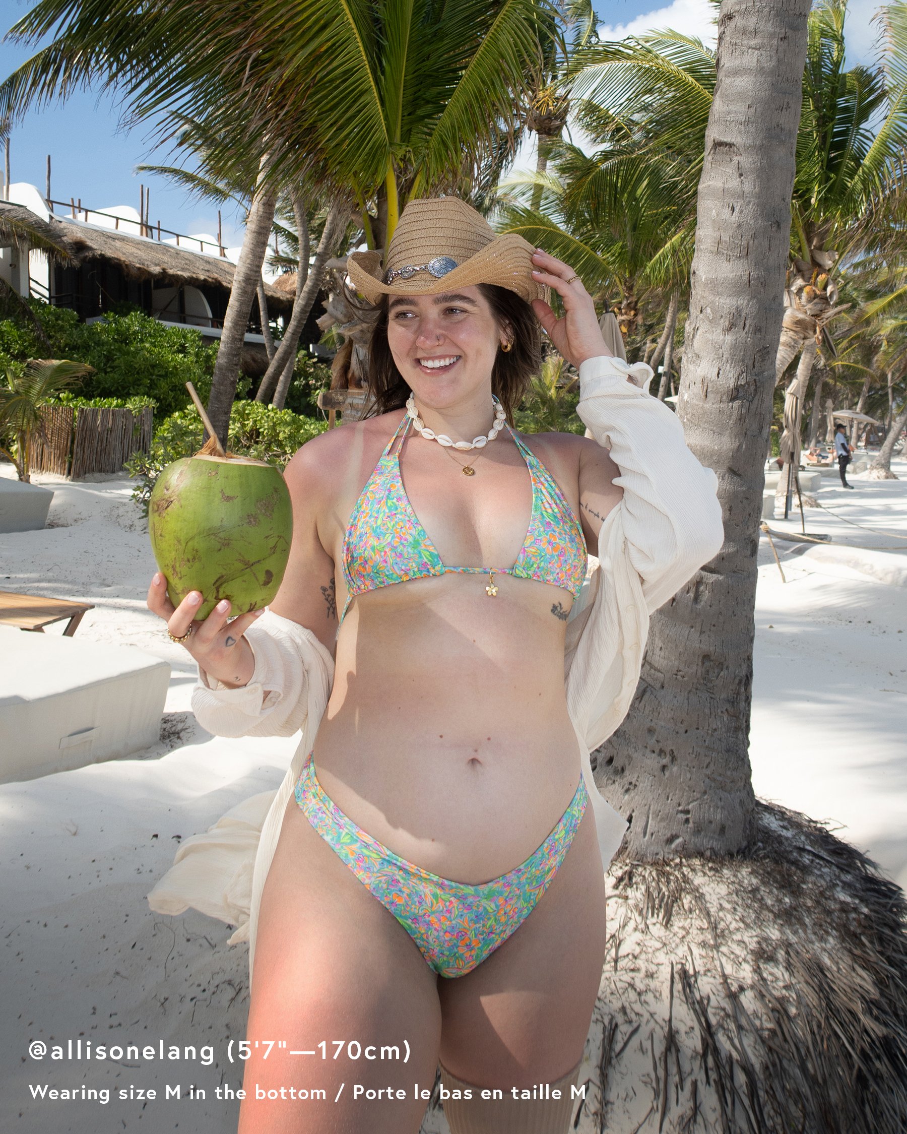 KULANI KINIS Bas de bikini brillant Spring Fling Imprimé fleuri vert BOT229SPRF - View2