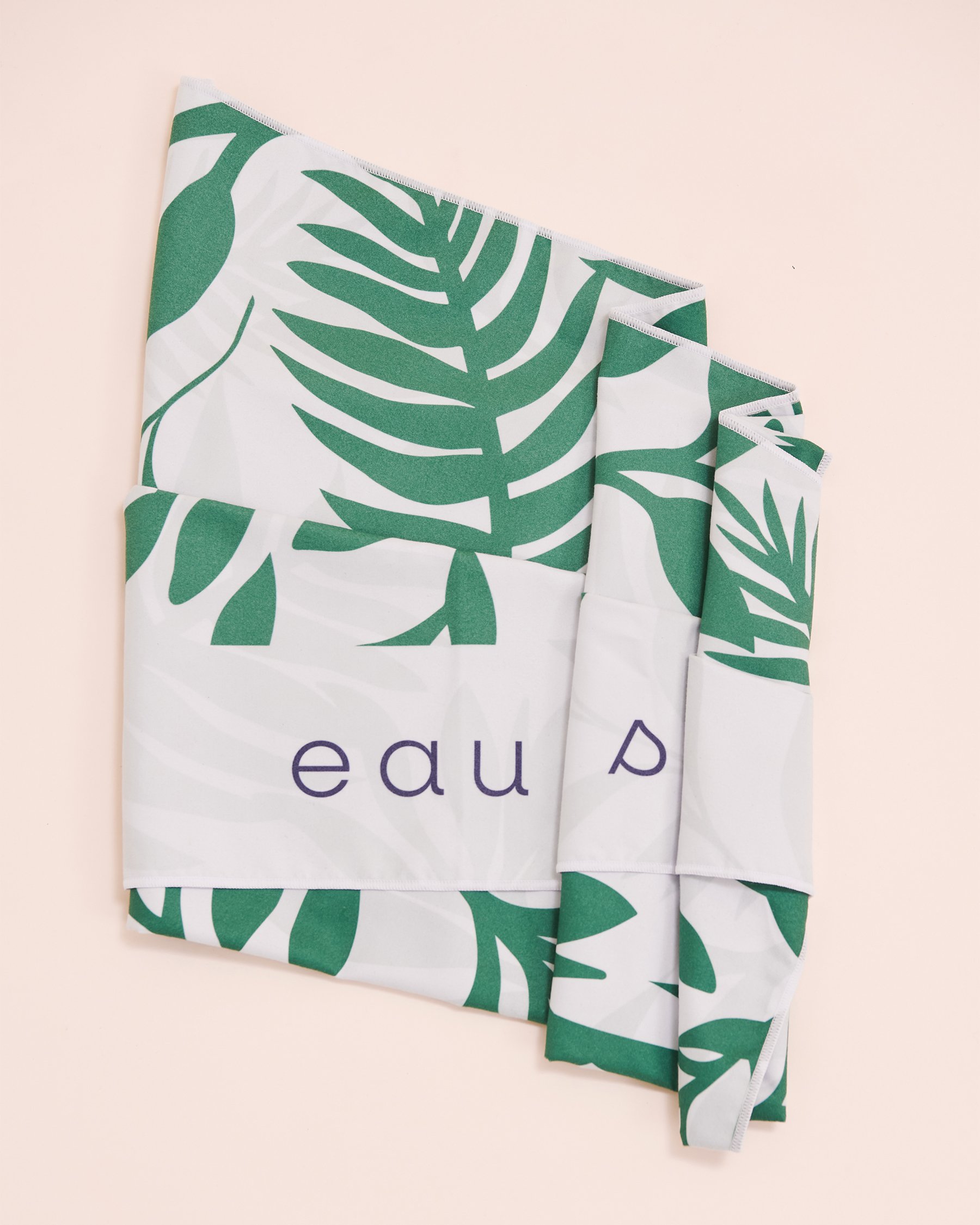 EAU DE SEA Microfiber Beach Towel Green Island 02500007 - View2