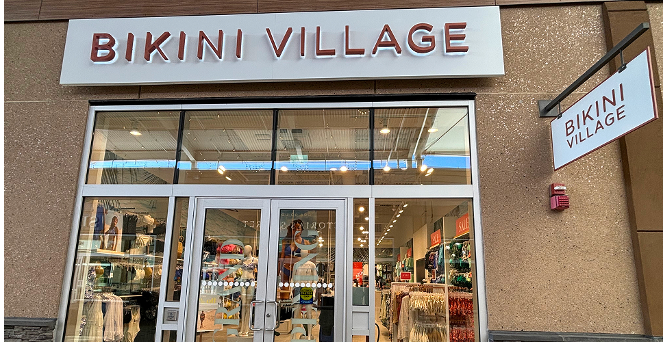 Devanture de la boutique au Outlet Collection Niagara - Bikini Village